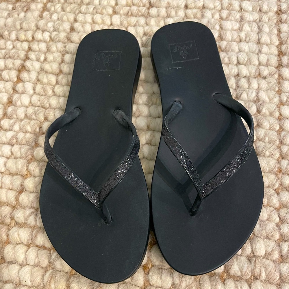 Reef Stargazer Black Flip Flops Size 7